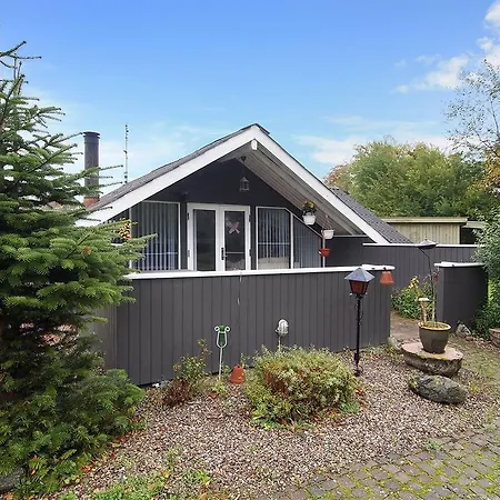 Holiday home Holiday Pomonavej E- 3529